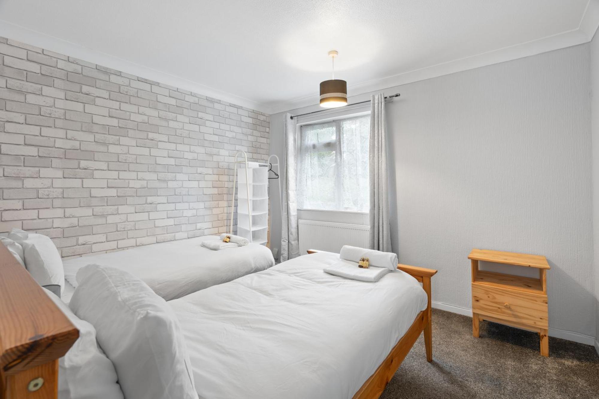 A Charming 3 Bed Home Next To Nec And Birmingham International Airport Marston Green Exteriér fotografie