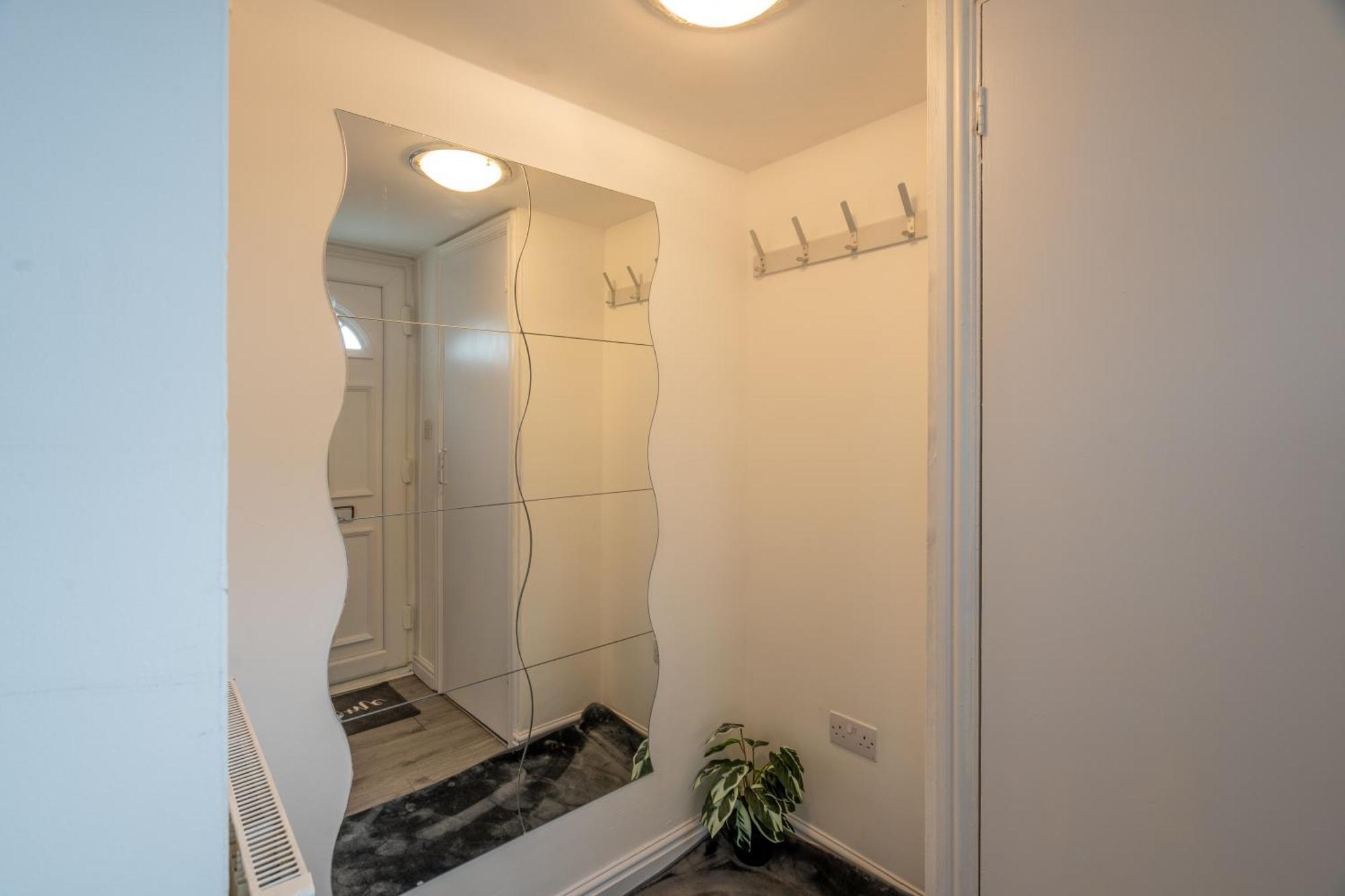 A Charming 3 Bed Home Next To Nec And Birmingham International Airport Marston Green Exteriér fotografie